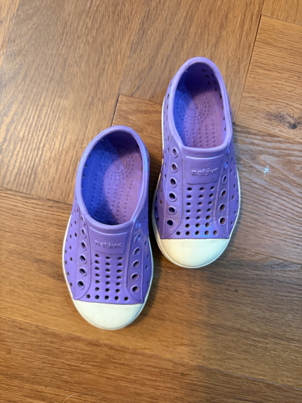Native Shoes Jefferson Kids Purple Shimmer Shell Slip-On Water Shoes